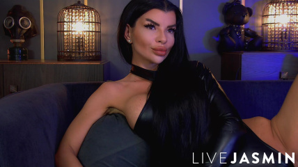 EleniaDevons